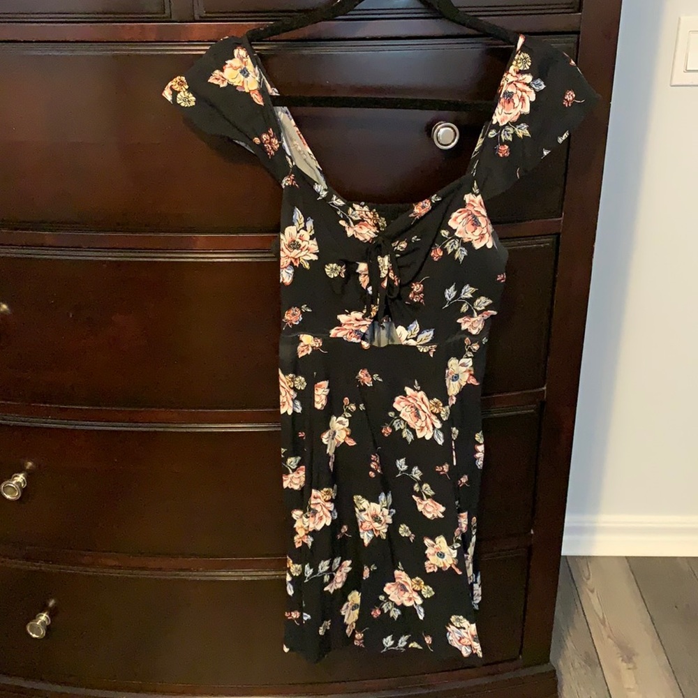 Small flower dress.